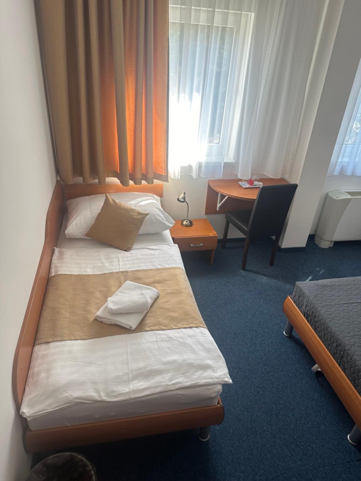 Hotel Remy Pressburg Exterior foto