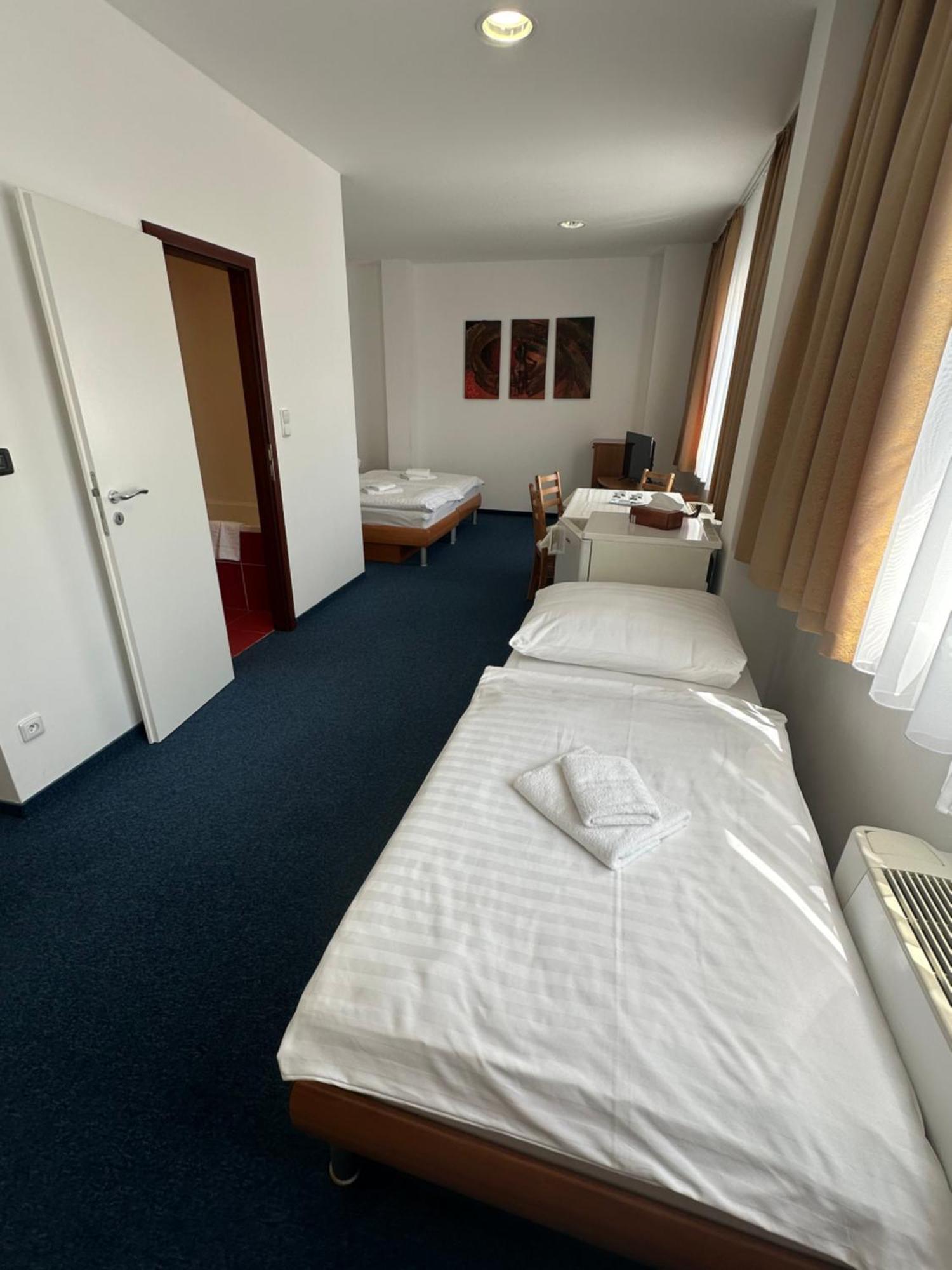Hotel Remy Pressburg Exterior foto