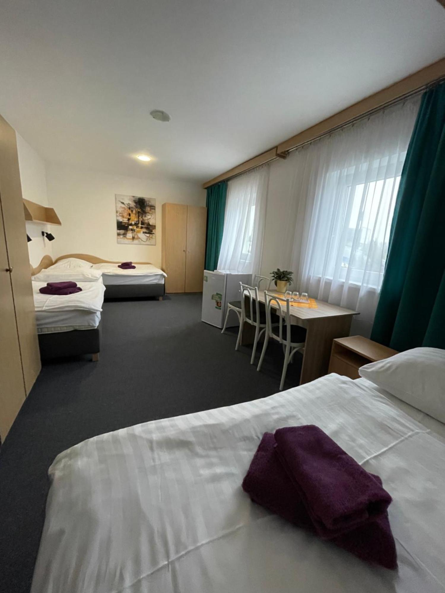 Hotel Remy Pressburg Exterior foto